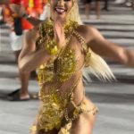 えっちえちなインスタグラマー　vivi winkler サンバダンサー　筋肉美　ムチムチボディー